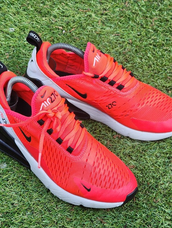 Nike Shoes - NIKE AIR MAX 270 - Women's Sneakers - SIZE 8. (Please See All Pictures)